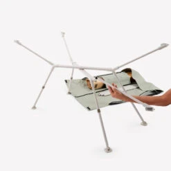 Quechua TABLE DE CAMPING COMPACTE 4/6 PERSONNES - PLATEAU BOIS - POCHE DE RANGEMENT -Petromax Soldes Boutique table de camping compacte 46 personnes plateau bois poche de rangement 5